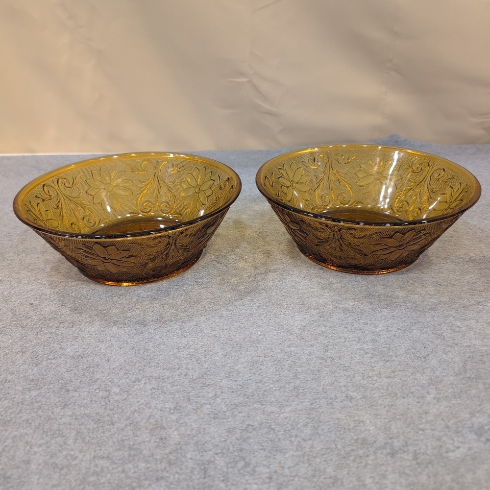 Vintage Indiana Tiara Glass Amber Floral Embossed Bowl Set Dessert Serving - Picture 1 of 3